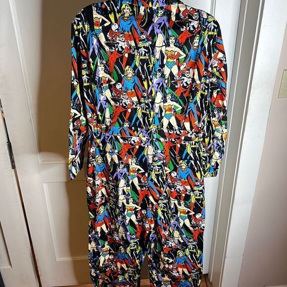 Dolls Kill x DC Living Legends Boiler Suit Dc Comic Jumpsuit Size Small - Picture 7 of 8
